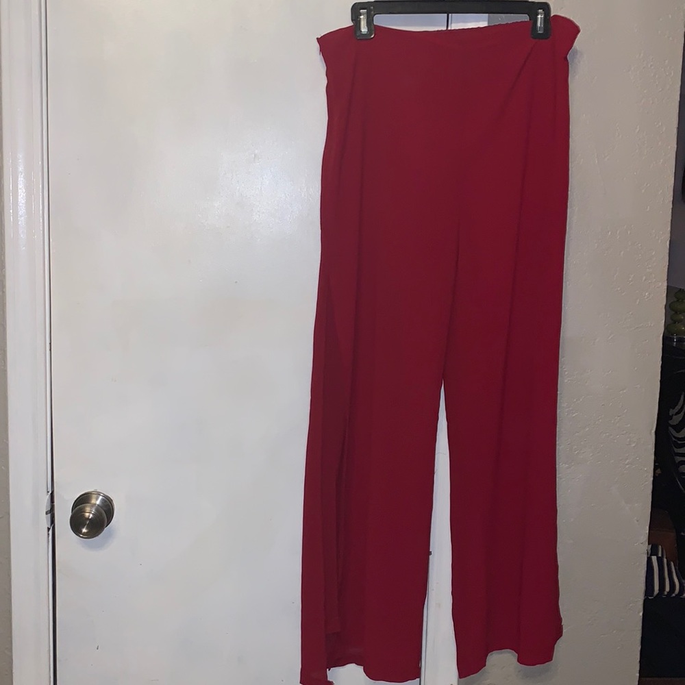 Red pants size XL